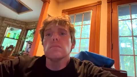 Snapshot of diggitydan1984 chatting on 22, 10, 2025 Daniel online show from 22, 10, 2025
