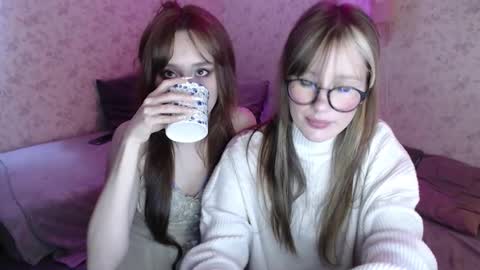 Snapshot of digital_geisha chatting on 3, 3, 2026 Hi im Alice 3 Im usualy online 03-10 or 17-21 UTC0 online show from 3, 3, 2026