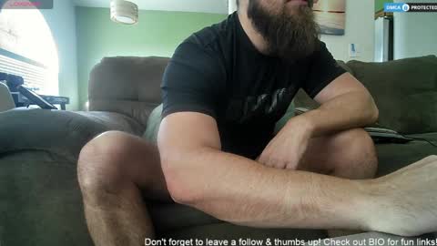 Snapshot of dikdowndaddy chatting on 2, 4, 2026 Daddy online show from 2, 4, 2026