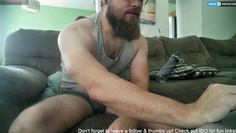 Snapshot of dikdowndaddy chatting on 9, 4, 2026 Daddy online show from 9, 4, 2026