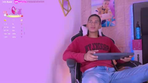 Snapshot of dilam_alfonzo chatting on 8, 11, 2025 Dilan online show from 8, 11, 2025