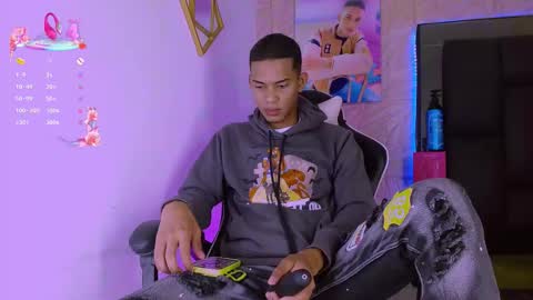 Snapshot of dilam_alfonzo chatting on 2, 12, 2025 Dilan online show from 2, 12, 2025