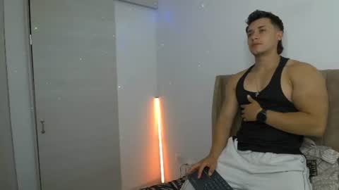 Dilan Coy online show from 4, 7, 2026