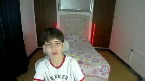 Dilan Orduz online show from 21, 10, 2025