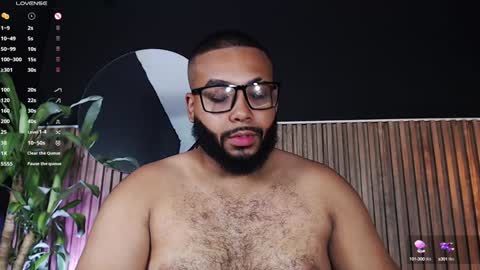 Snapshot of dilanjonnes chatting on 1, 12, 2024 DilanJonnes online show from 1, 12, 2024