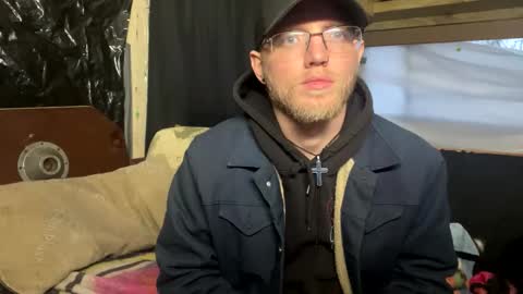 Snapshot of dilf_96 chatting on 24, 3, 2026 Daddy online show from 24, 3, 2026
