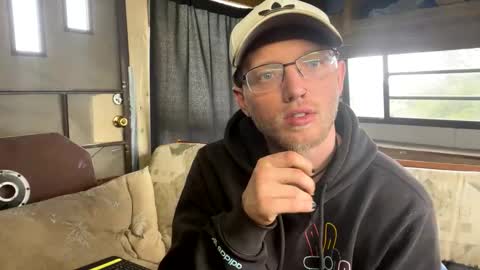 Snapshot of dilf_96 chatting on 1, 5, 2026 Daddy online show from 1, 5, 2026