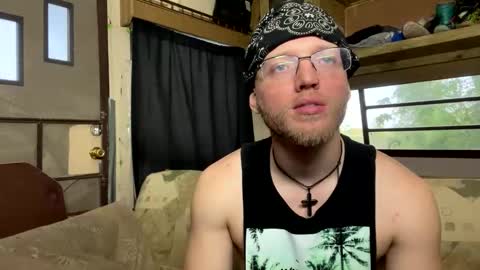 Snapshot of dilf_96 chatting on 17, 5, 2026 Daddy online show from 17, 5, 2026