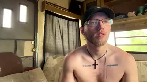 Snapshot of dilf_96 chatting on 18, 5, 2026 Daddy online show from 18, 5, 2026