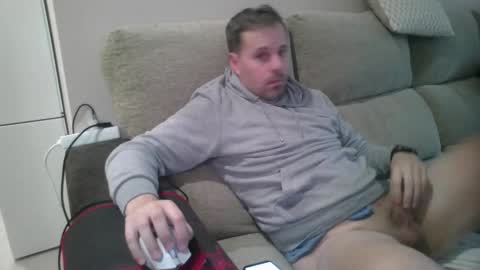 dili999 online show from 27, 9, 2025