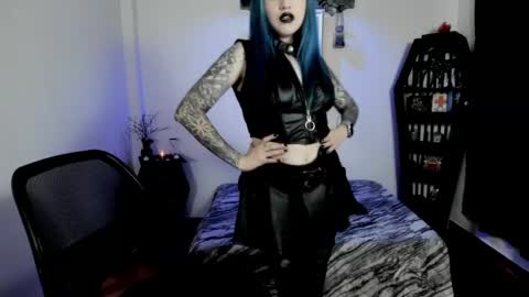 Snapshot of dimmuanddarkness chatting on 16, 4, 2026 dimmuanddarkness online show from 16, 4, 2026