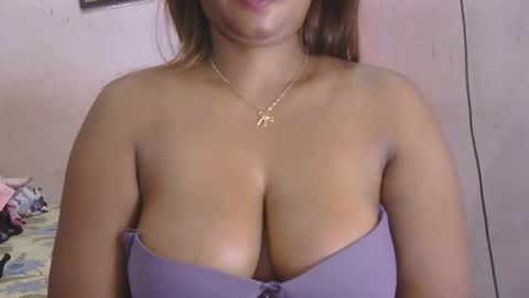 Snapshot of dimple_love chatting on 21, 3, 2026 dimple_love online show from 21, 3, 2026