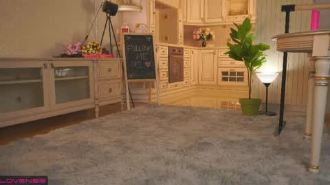 Snapshot of dinacaguimbal chatting on 18, 4, 2026 Dina and ill be glad to be here with you follow to me online show from 18, 4, 2026