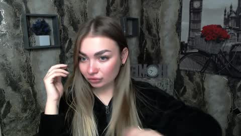 Snapshot of dinagerson chatting on 3, 12, 2024 dinagerson online show from 3, 12, 2024