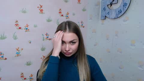 Snapshot of dinagerson chatting on 4, 12, 2024 dinagerson online show from 4, 12, 2024