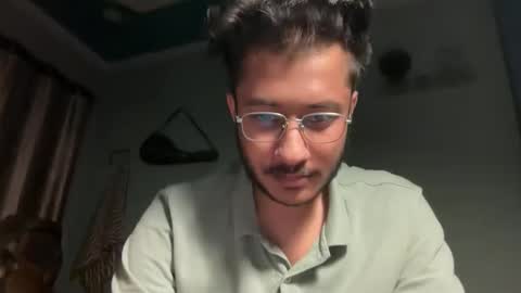 Snapshot of dinchain chatting on 14, 4, 2026 Dinchain online show from 14, 4, 2026