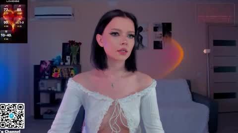 Snapshot of dindin_ chatting on 13, 3, 2026 Jessie online show from 13, 3, 2026