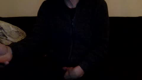 dinnerout1111 online show from 22, 1, 2025