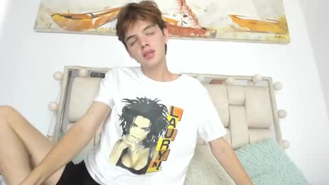 Snapshot of dioniso_69 chatting on 9, 10, 2025 apollo online show from 9, 10, 2025