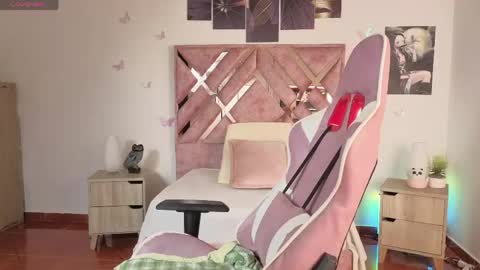 Snapshot of diosa_afrodita24 chatting on 5, 6, 2026 DIOSA AFRODITA 24 NEW VIDEOS HERE LOVES online show from 5, 6, 2026