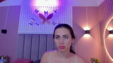 Snapshot of diosa_cristal chatting on 1, 3, 2025 Cristal online show from 1, 3, 2025