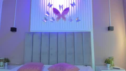 Snapshot of diosa_cristal chatting on 5, 10, 2025 Cristal online show from 5, 10, 2025