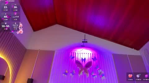 Snapshot of diosa_cristal chatting on 25, 11, 2025 Cristal online show from 25, 11, 2025