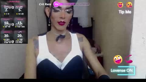 Snapshot of diosa_v_ chatting on 11, 11, 2025 diosa_v_ online show from 11, 11, 2025