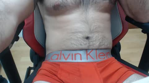 Snapshot of dirfocus chatting on 19, 10, 2025 Z online show from 19, 10, 2025