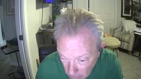 Snapshot of dirkpitt223 chatting on 12, 1, 2026 DirtkPitt Fun guy working online show from 12, 1, 2026