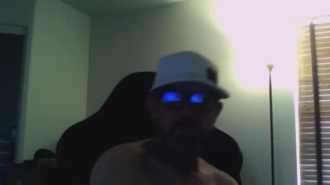 dirtrider15 online show from 17, 4, 2026