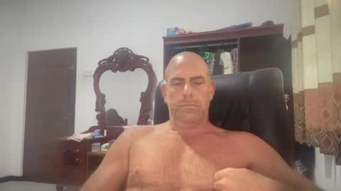 Snapshot of dirtydanlondon chatting on 15, 2, 2025 Dirtydanlondon online show from 15, 2, 2025