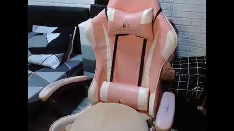 Snapshot of dirtylexa31 chatting on 2, 12, 2024 LEXA online show from 2, 12, 2024