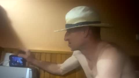 Snapshot of dirtyuniversal chatting on 15, 4, 2026 dirtyuniversal online show from 15, 4, 2026