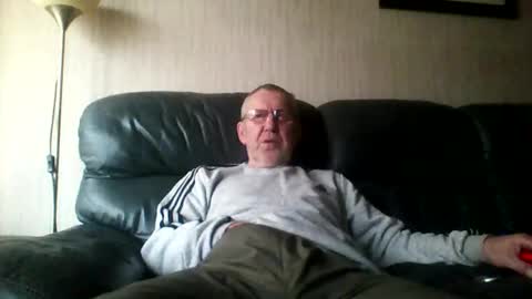 Snapshot of discovery63 chatting on 11, 2, 2026 discovery63 online show from 11, 2, 2026