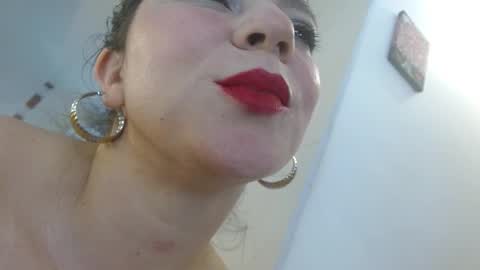 Snapshot of disneey2888 chatting on 14, 2, 2026 disneey2888 online show from 14, 2, 2026