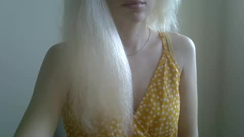 DitaMilton online show from 3, 10, 2025