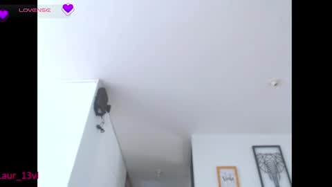 Snapshot of diva_gold chatting on 15, 1, 2025 LAURAXXX online show from 15, 1, 2025