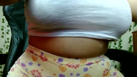 Snapshot of divadirty chatting on 3, 2, 2025 Mari online show from 3, 2, 2025