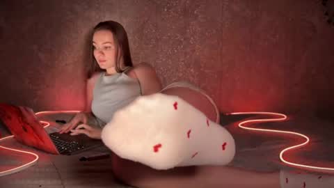 Hannah online show from 12, 2, 2025