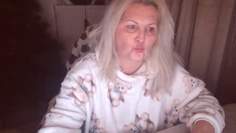 Alexxa online show from 19, 11, 2025