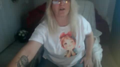 Snapshot of divineblond chatting on 29, 3, 2026 Alexxa online show from 29, 3, 2026
