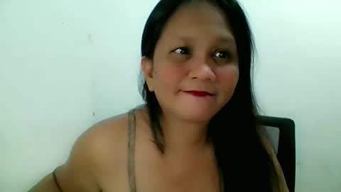 Snapshot of divinegrace10 chatting on 22, 11, 2025 Divine Grace Close To Your Hear online show from 22, 11, 2025