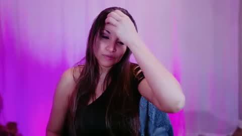 Snapshot of divinelynn chatting on 5, 2, 2025 DivineLynn online show from 5, 2, 2025