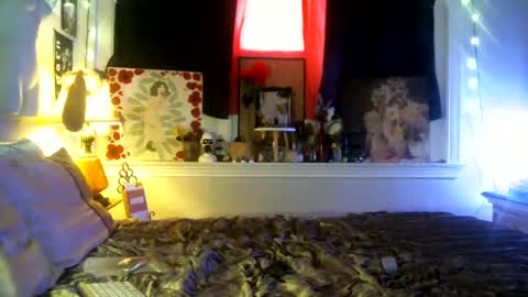 Dixie Doll online show from 9, 10, 2025