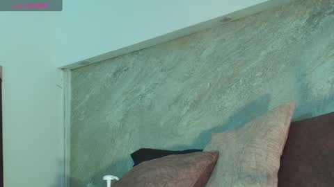 Snapshot of dixie_grey1 chatting on 4, 4, 2026 Sofia online show from 4, 4, 2026