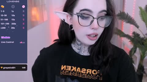 dixipixi_ online show from 25, 1, 2025