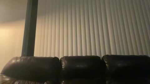 Snapshot of dj_chaterbate chatting on 30, 3, 2026 DJ Chaterbate online show from 30, 3, 2026