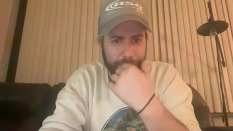 Snapshot of dj_chaterbate chatting on 17, 4, 2026 DJ Chaterbate online show from 17, 4, 2026