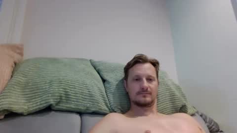 Snapshot of djo68686666 chatting on 26, 9, 2025 djo68686666 online show from 26, 9, 2025